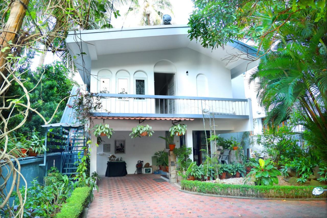 Sandra'S Home Kochi Exterior photo